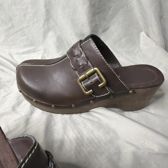 Vintage Route 66 Brown Platform Clogs Women's US 9.5 Shoes Buckle Studs 90s Y2K - Picture 3 of 7